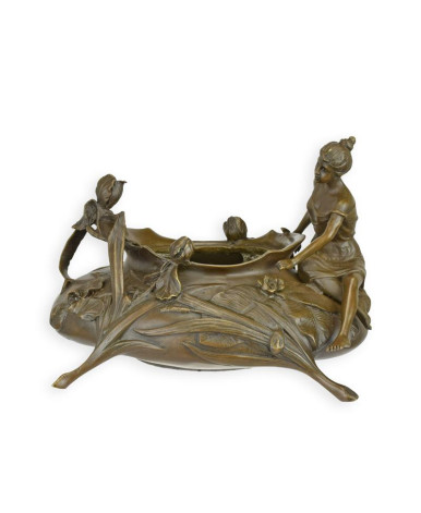 Bronzen schaal met vrouw met rozen Bronzen schaal met vrouw met rozen