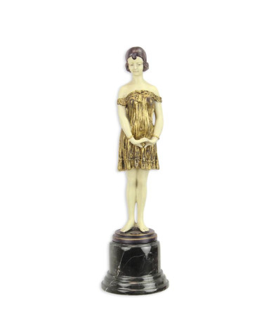 Bronzen bedtime girl beeld