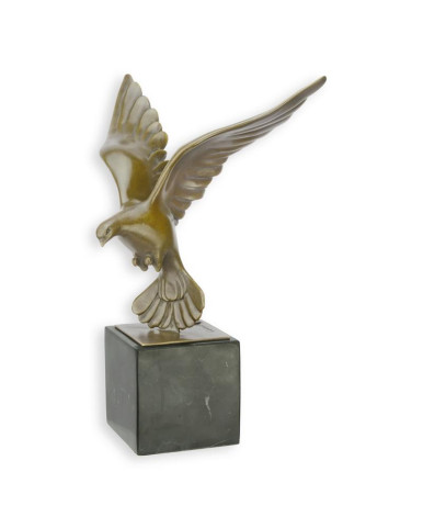 Bronzen beeld van een duif in vlucht Bronzen beeld van een duif in vlucht
