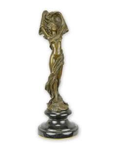 Bronzen beeld sluierdanseres