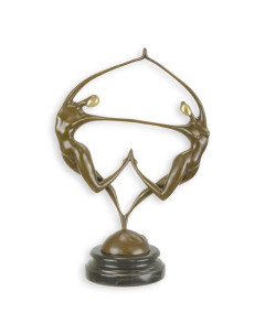 Bronzen beeld twee naakte dansers