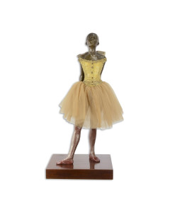 Bronzen beeld kleine danseres veertien jaar met houten basis