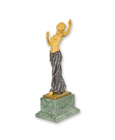 Bronzen houten beeld van jonge vrouw