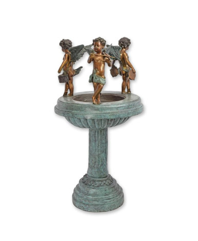 Bronzen beeld drie cupido's fontein