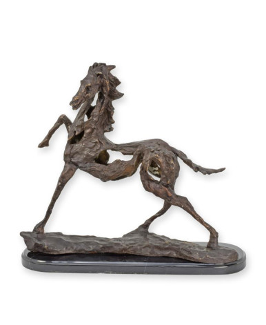 Modern bronzen paarden beeld op marmeren voet