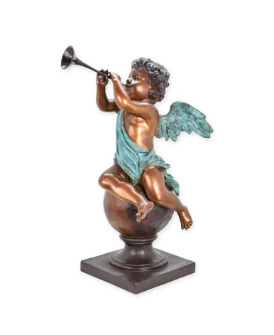 Bronzen cupido beeld zittend op bal met fluit Bronzen cupido beeld zittend op bal met fluit