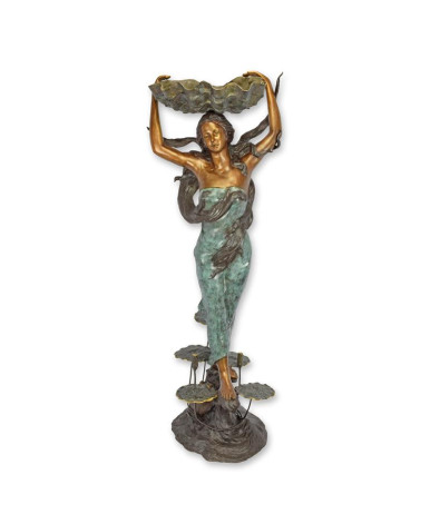 Bronzen beeld dame met schelp fontein