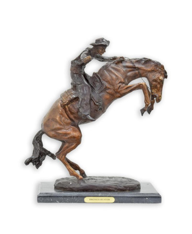 Beeld genaamd Bronco Buster