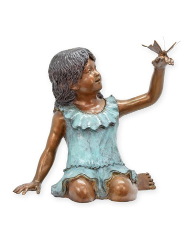 Bronzen meisje met vlinder beeld