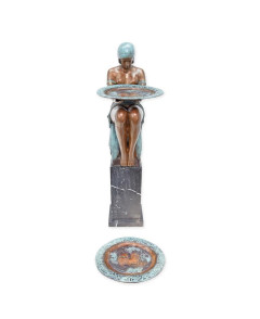 Bronzen art deco zittende vrouw met dienblad beeld