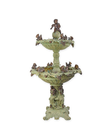 Bronzen fontein met twee niveaus type 2 Bronzen fontein met twee niveaus type 2