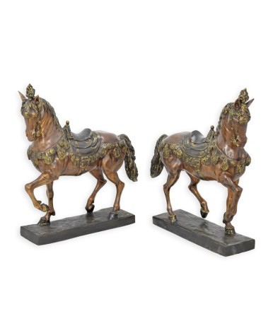 Een paar van 2 bronzen carrouselpaarden
