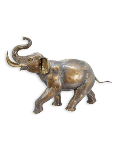 Bronzen beeld van grote olifant