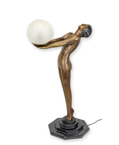 Bronzen staand art deco naaktbeeld met glazen schaal Bronzen staand art deco naaktbeeld met glazen schaal
