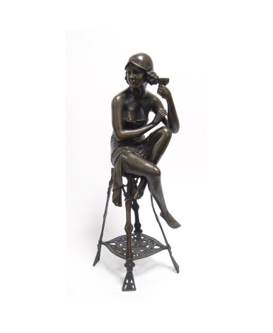 Bronzen champagne dame beeld