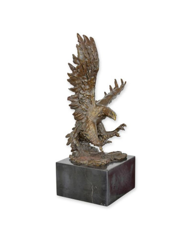 Bronzen beeld van adelaar type 9 Bronzen beeld van adelaar type 9